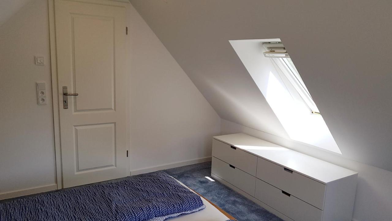 Ferienhaus An Der Nordsee - Familienfreundlich, Gut Ausgestattet & Viel Platz Butjadingen Ngoại thất bức ảnh