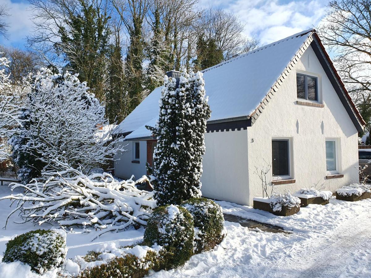 Ferienhaus An Der Nordsee - Familienfreundlich, Gut Ausgestattet & Viel Platz Butjadingen Ngoại thất bức ảnh